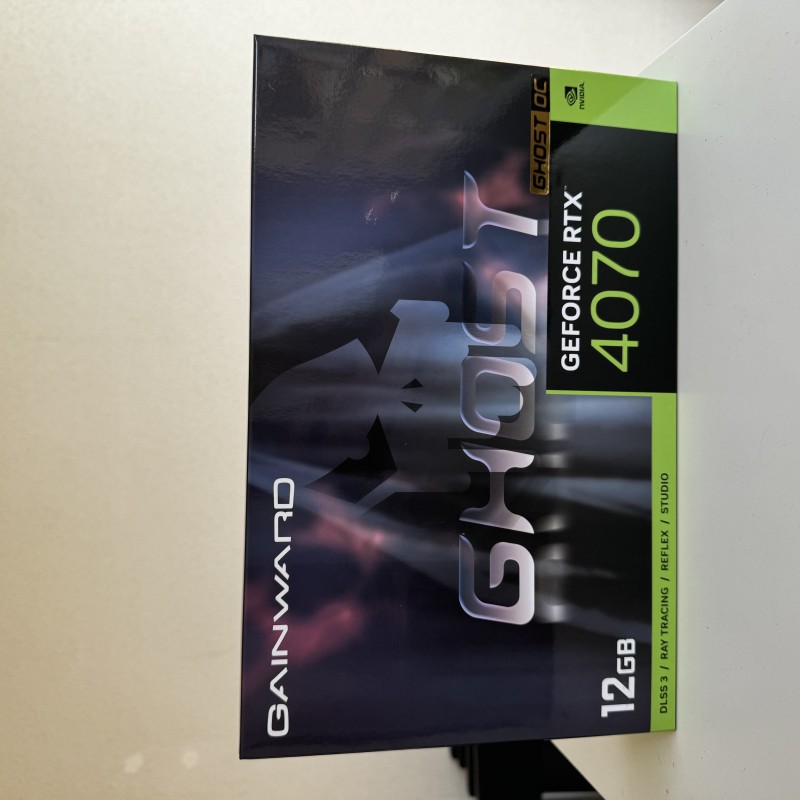 Carte graphique (GPU) - Carte graphique Nvidia - Gainward Geforce RTX 4070 Ghost OC - 12GO GDDR6X - 1x8 broches PCIe